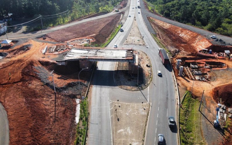 Obras de viadutos avançam em Nova Santa Rita | abc+