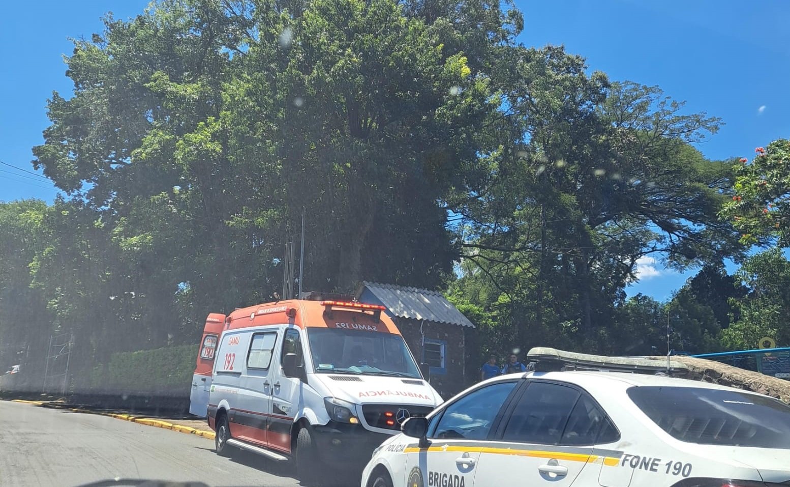 Motociclista fica ferido em colisão com carro em Novo Hamburgo