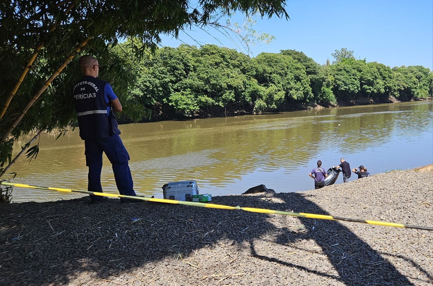 Corpo é encontrado no Rio dos Sinos em São Leopoldo