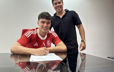Kauã Diniz, de Novo Hamburgo, assina com o Inter e inicia nova etapa na carreira