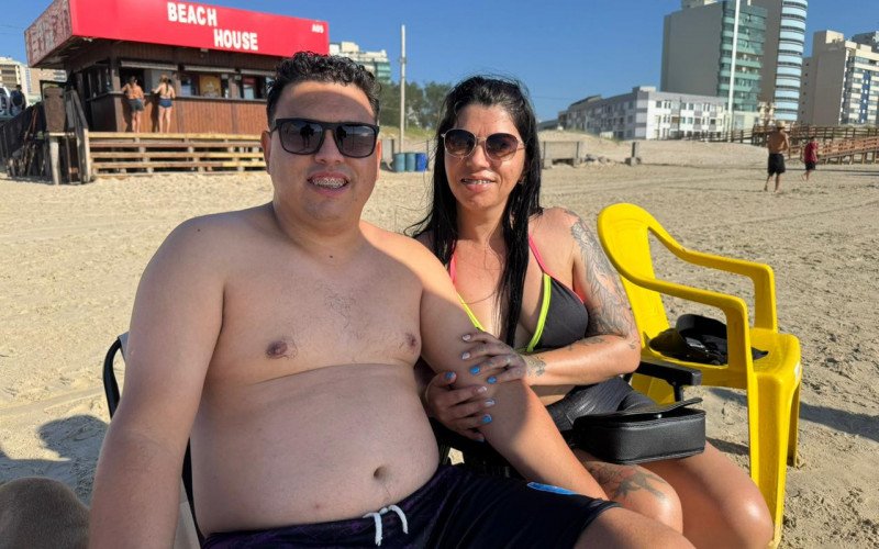 Alan Borges Rodrigues e a namorada Adriana Oliveira