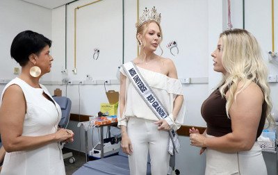Miss Universe RS participa de ação de doação de sangue em Esteio