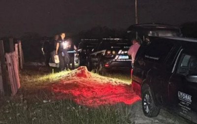 Desavenças e dívida de R$ 20 por drogas: Presa suspeita de matar mulher encontrada enterrada em dunas