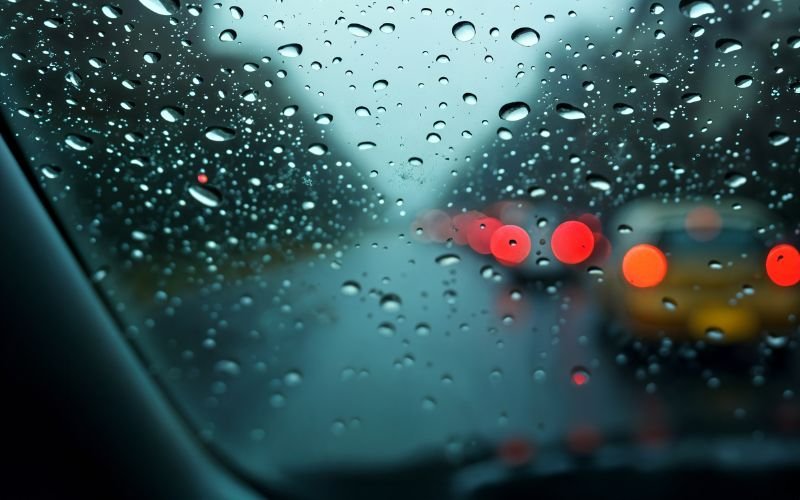 Chuva, estrada | abc+