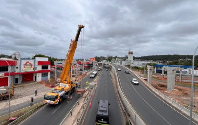 RS-240: Bloqueio para obra provoca lentidão, confusão no trânsito e queixas de moradores na Scharlau