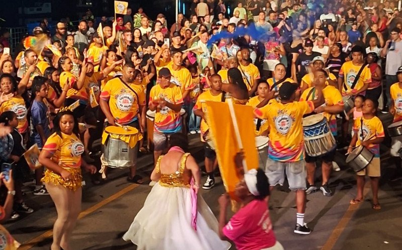Samba de Monte tomou conta das ruas de Montenegro