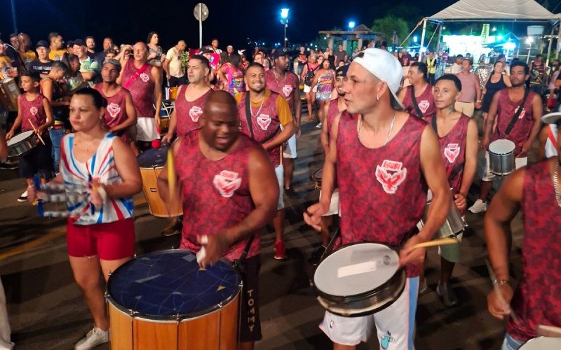 Samba de Monte tomou conta das ruas de Montenegro