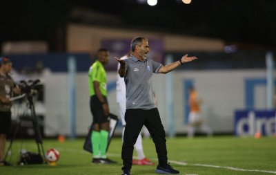 Rogério Zimmermann critica arbitragem e valoriza vitória do Noia