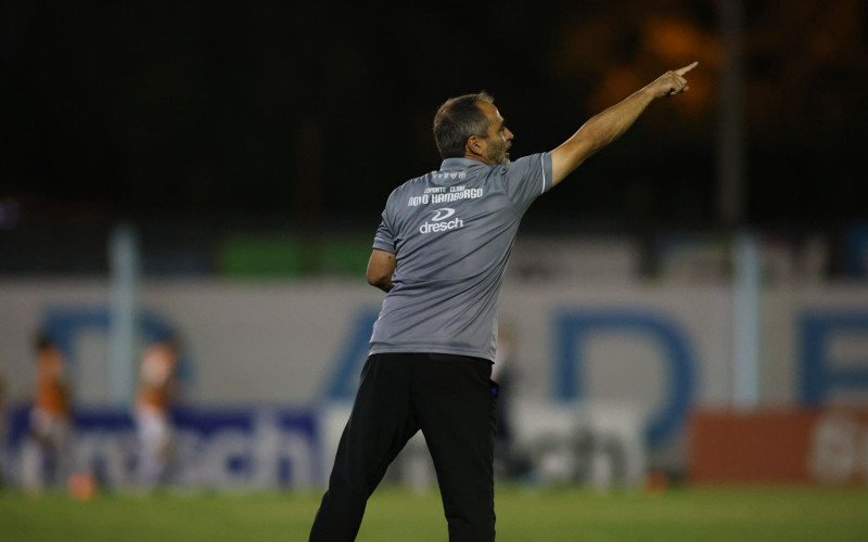 Com novidade, Novo Hamburgo está confirmada para a final; confira a escalação | abc+