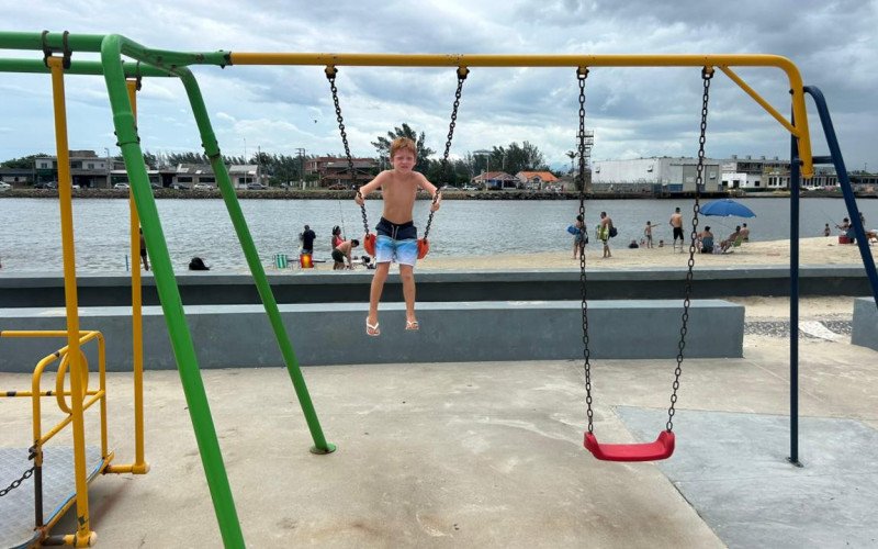 Rael na Praça dos Botos, em Tramandaí | abc+