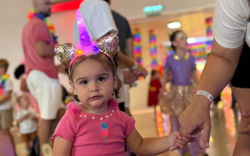 Alice Lorenzoni de 1 ano e 4 meses