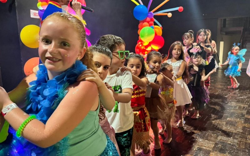 Carnaval Vermelho e Branco Infantil da Sociedade Ginástica transforma festa popular brasileira em um ambiente de família