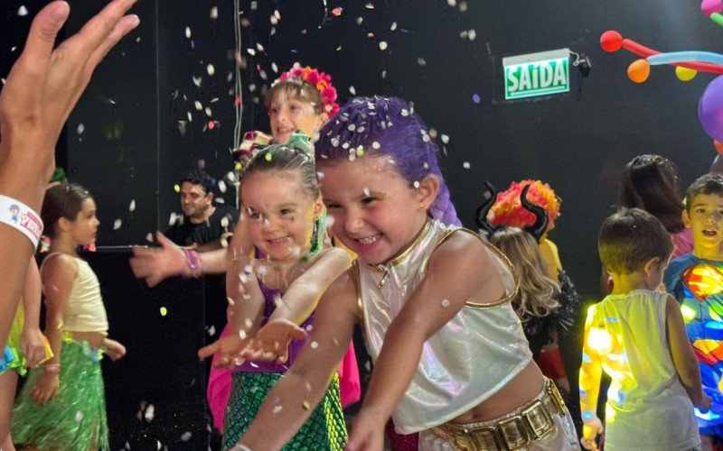 Carnaval Vermelho e Branco Infantil da Sociedade Ginástica transforma festa popular brasileira em um ambiente de família