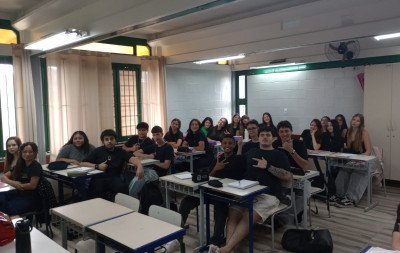 Escolas estaduais deram início ao ano letivo nesta quarta-feira