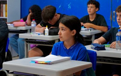 Ano letivo começa em Nova Santa Rita; veja como foi o início das aulas