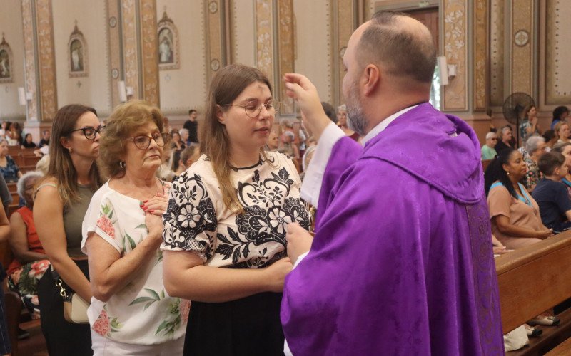 Quarta-feira de Cinzas na Catedral Basílica São Luiz Gonzaga | abc+