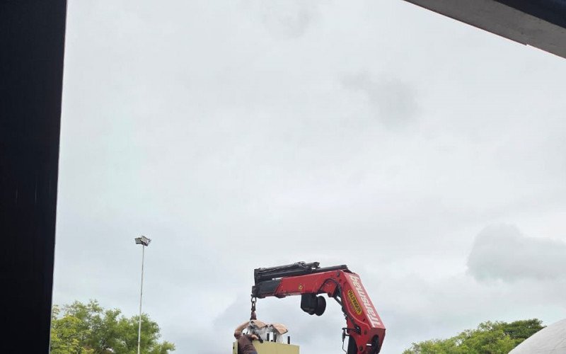 Primeiras máquinas começam a chegar na Fenac para 49ª Fimec
