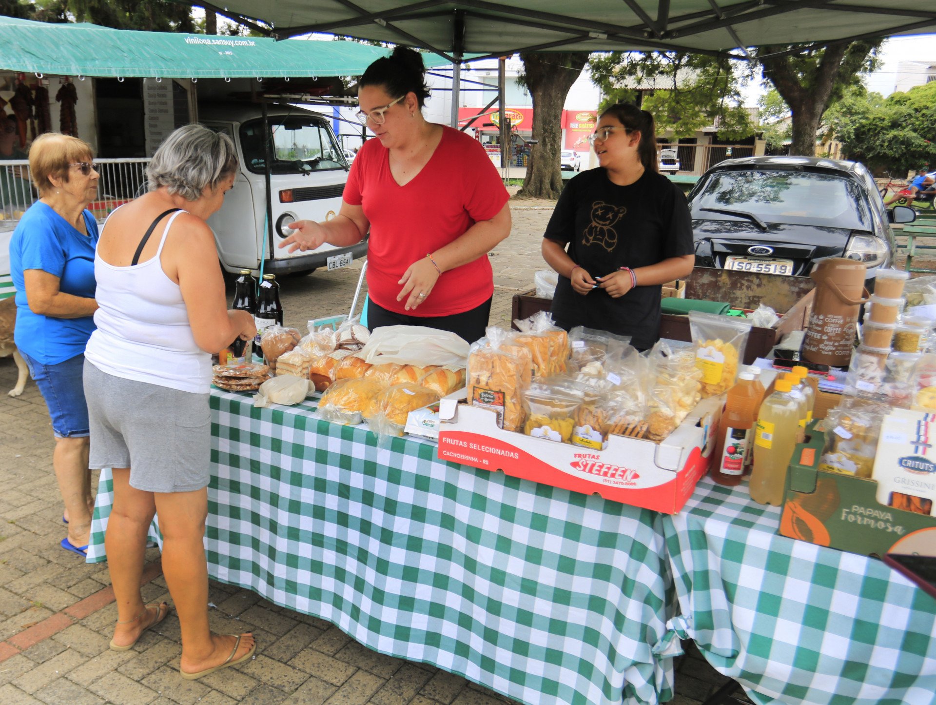 Feiras movimentam os bairros e a economia local em Canoas; confira endereços