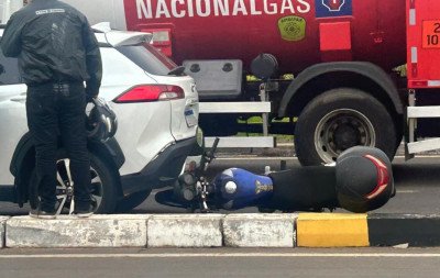 BR-116: Acidente entre moto e carro causa bloqueio de uma das faixas no Vale do Sinos