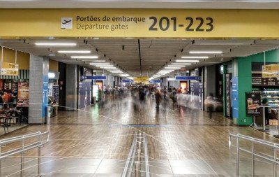 Voos do Brasil para países do Oriente Médio são suspensos após início do conflito no Irã