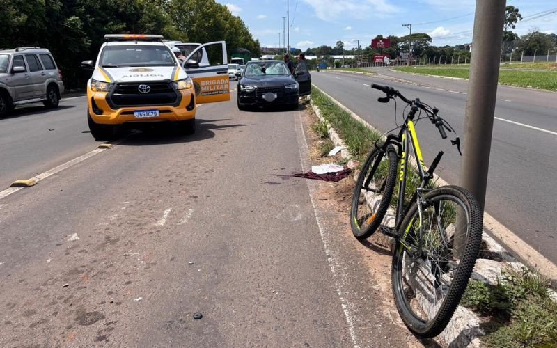 Ciclista é atingido por carro na RS-239, em Novo Hamburgo | abc+