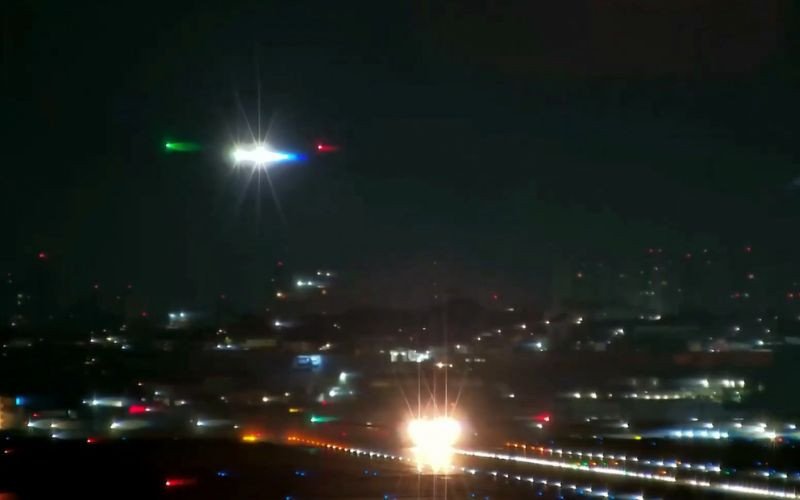 Aeronave pousa em Guarulhos segundos antes de outro avião decolar da mesma pista | abc+