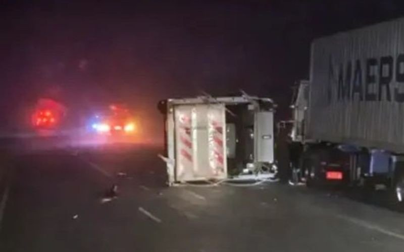 Caminhões tomabram em rodovias da Argentina devido ao vendaval | abc+