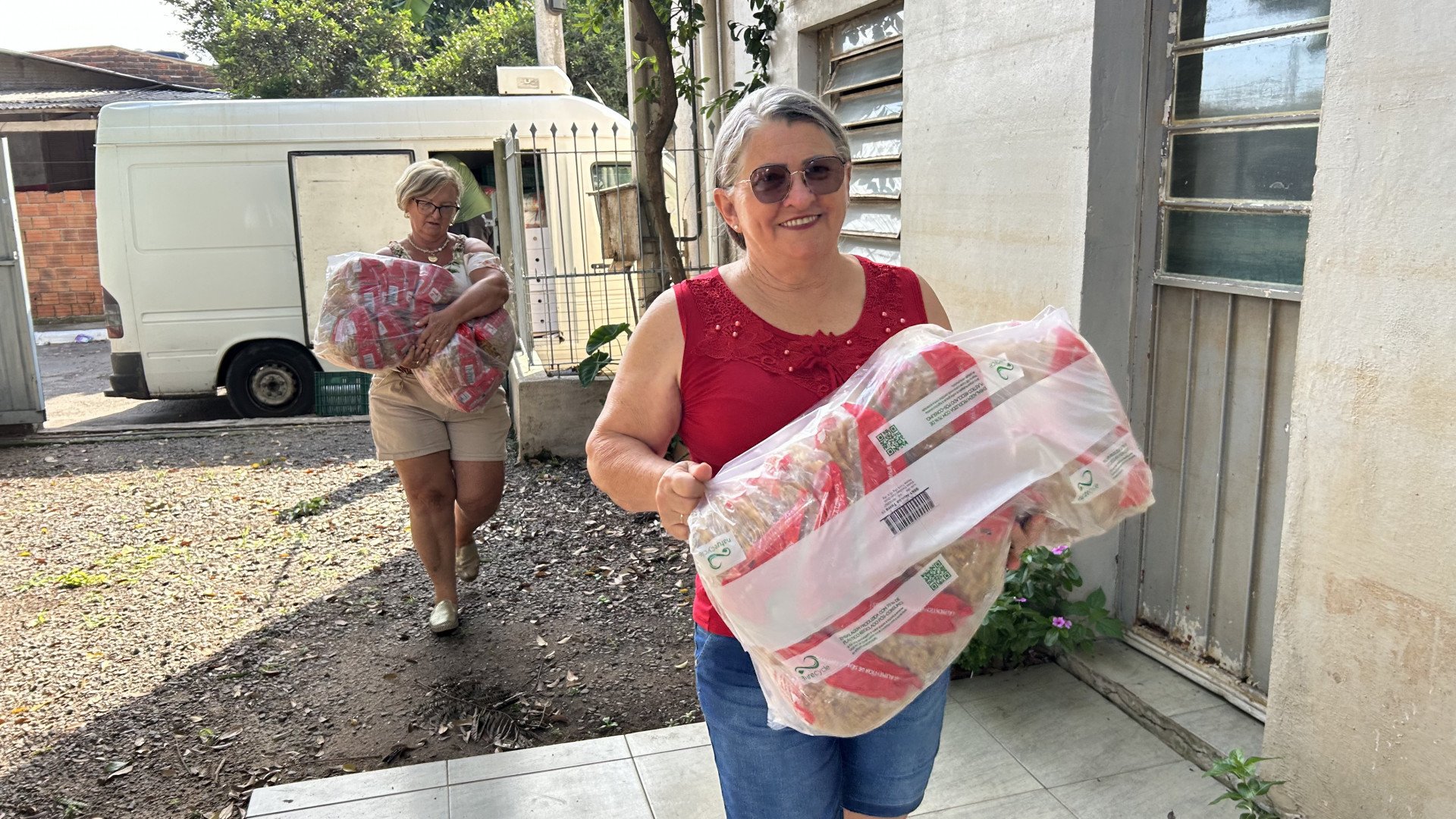 ONG Elos do Bem, da Santo Afonso, recebeu alimentos para preparar refeições a mais de 100 moradores carente do bairro
