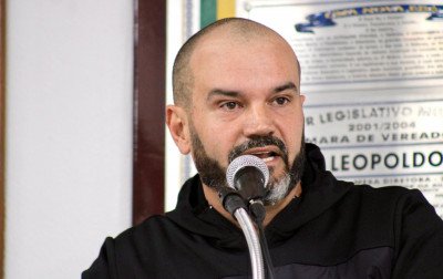 Johnson Souza assume como vereador no lugar de Iara Cardoso, nomeada secretária de Saúde
