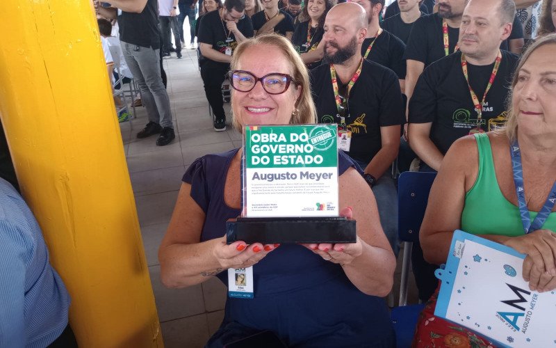 Para a diretora da Augusto Meyer, Vanderlise Lara Pacheco, a escola recebeu um presente, pois a reforma beneficiou os alunos, professores e comunidade.