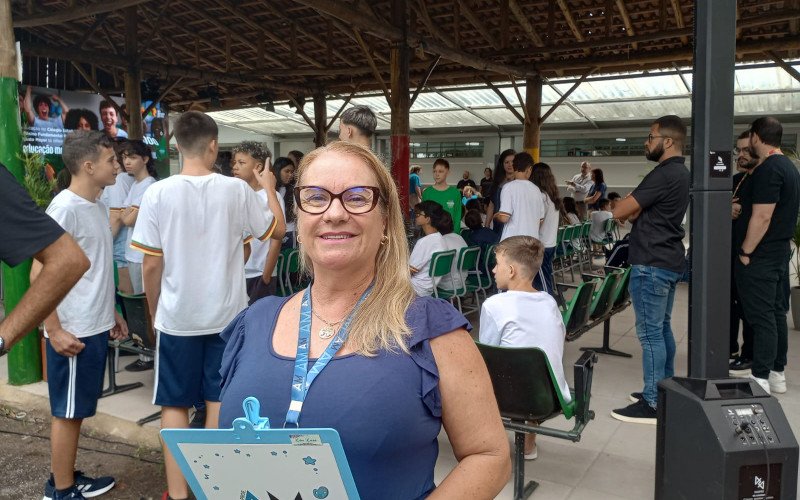 Para a diretora da Augusto Meyer, Vanderlise Lara Pacheco, a escola recebeu um presente, pois a reforma beneficiou os alunos, professores e comunidade