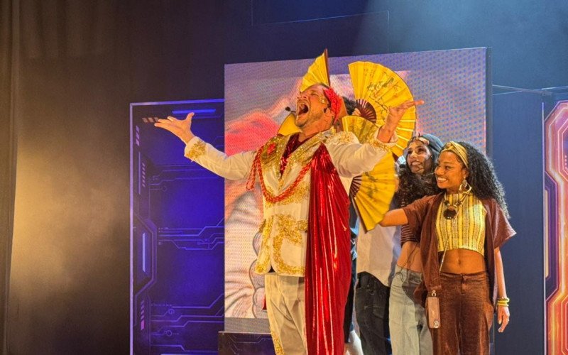 Espetáculo O Monstro do Jogo, no Teatro Paschoal Carlos Magno