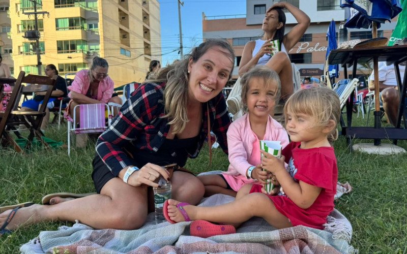 Raquel Theobald, Stella Theobald e Maria Isabel Theobald | abc+