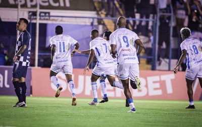 Leandro e Ávila decidem e Novo Hamburgo está na final da Taça Farroupilha