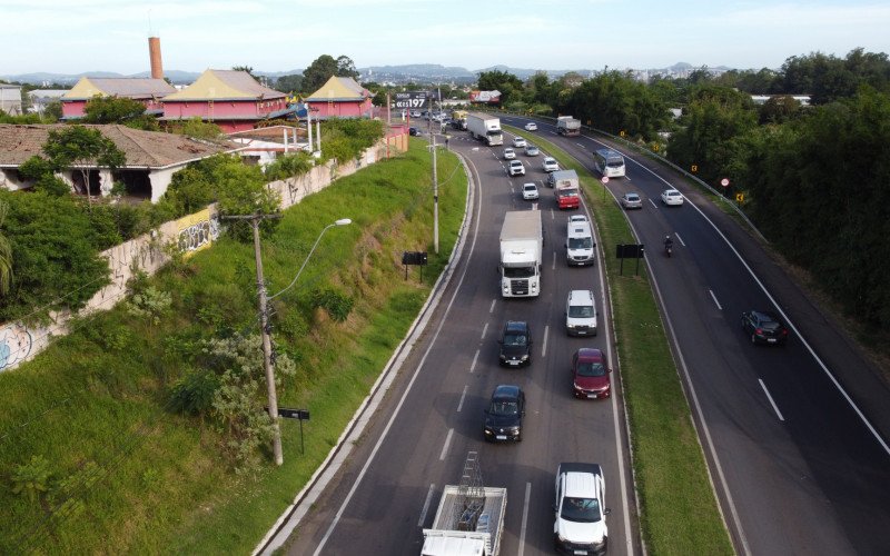 Fila quilométrica na RS-240 entre São Leopoldo e Portão
