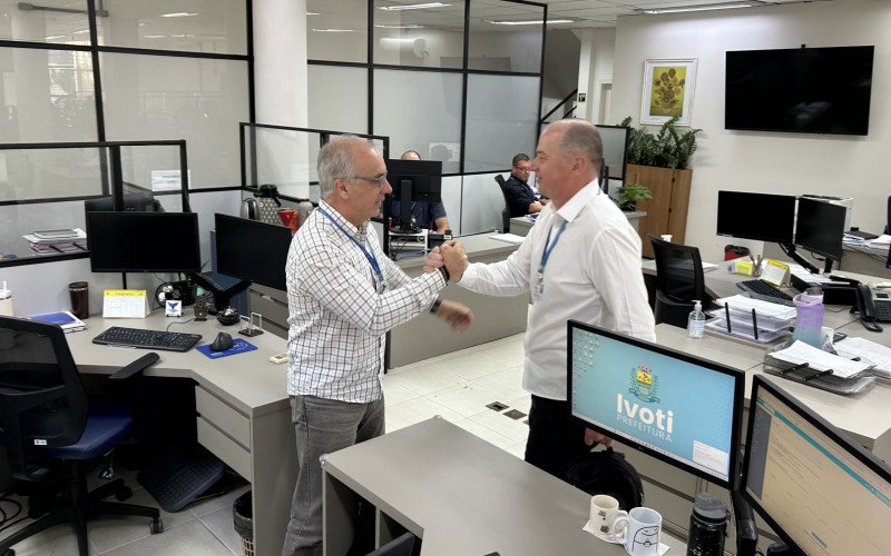 Prefeito Valdir Ludwig voltou ao trabalho de forma discreta e com agenda cheia