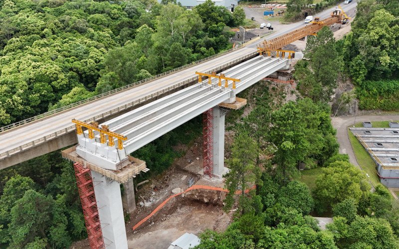 Duplicação da nova ponte sob o Arroio Tega (km 54), está 80% concluída na RS-122 | abc+