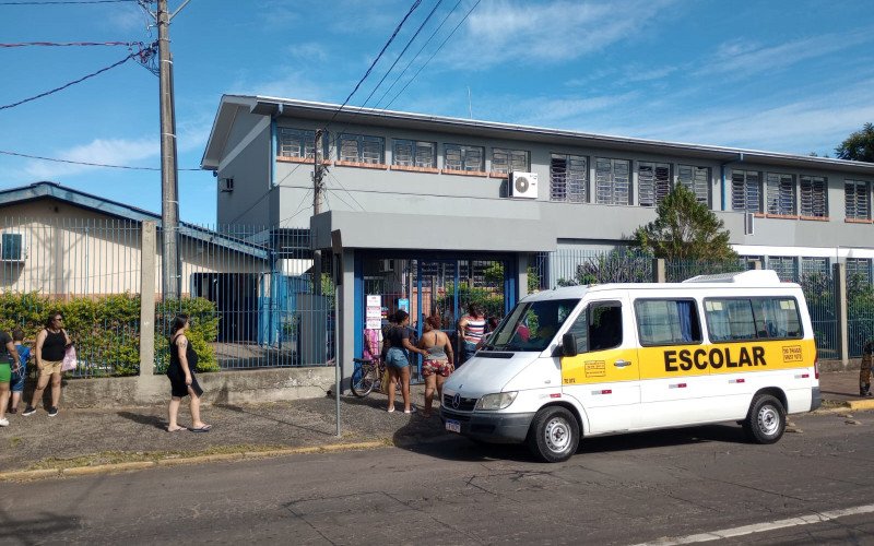 A EMEF Olímpio Vianna Albrecht, que conta com 940 alunos matriculados, distribuídos nos turnos da manhã, tarde e EJA