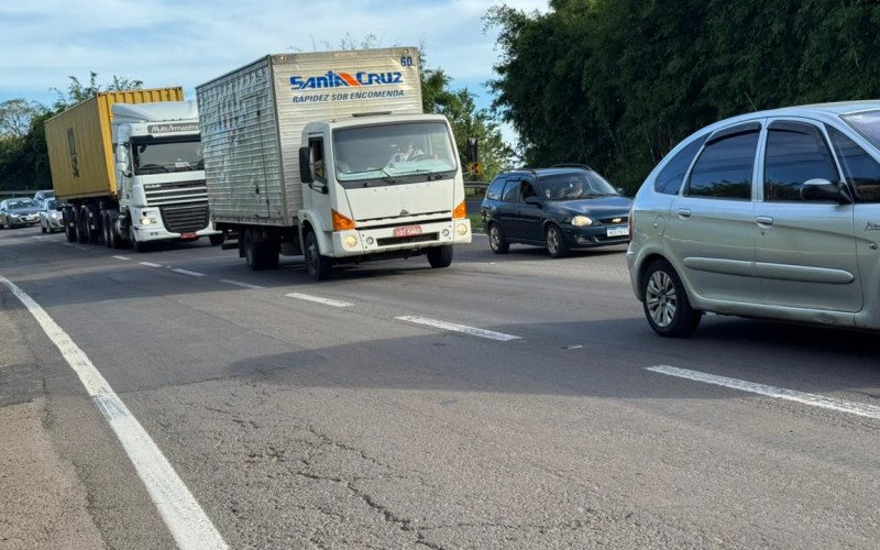 Trecho da RS-240, entre Portão e a Scharlau sofreu com filas quilométricas 