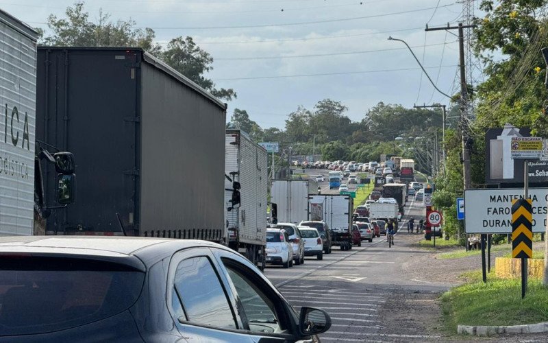 Trecho da RS-240, entre Portão e a Scharlau sofreu com filas quilométricas 