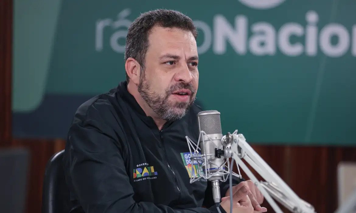 Boulos sobre fim da escala 6×1: “Não tem que ter transição”