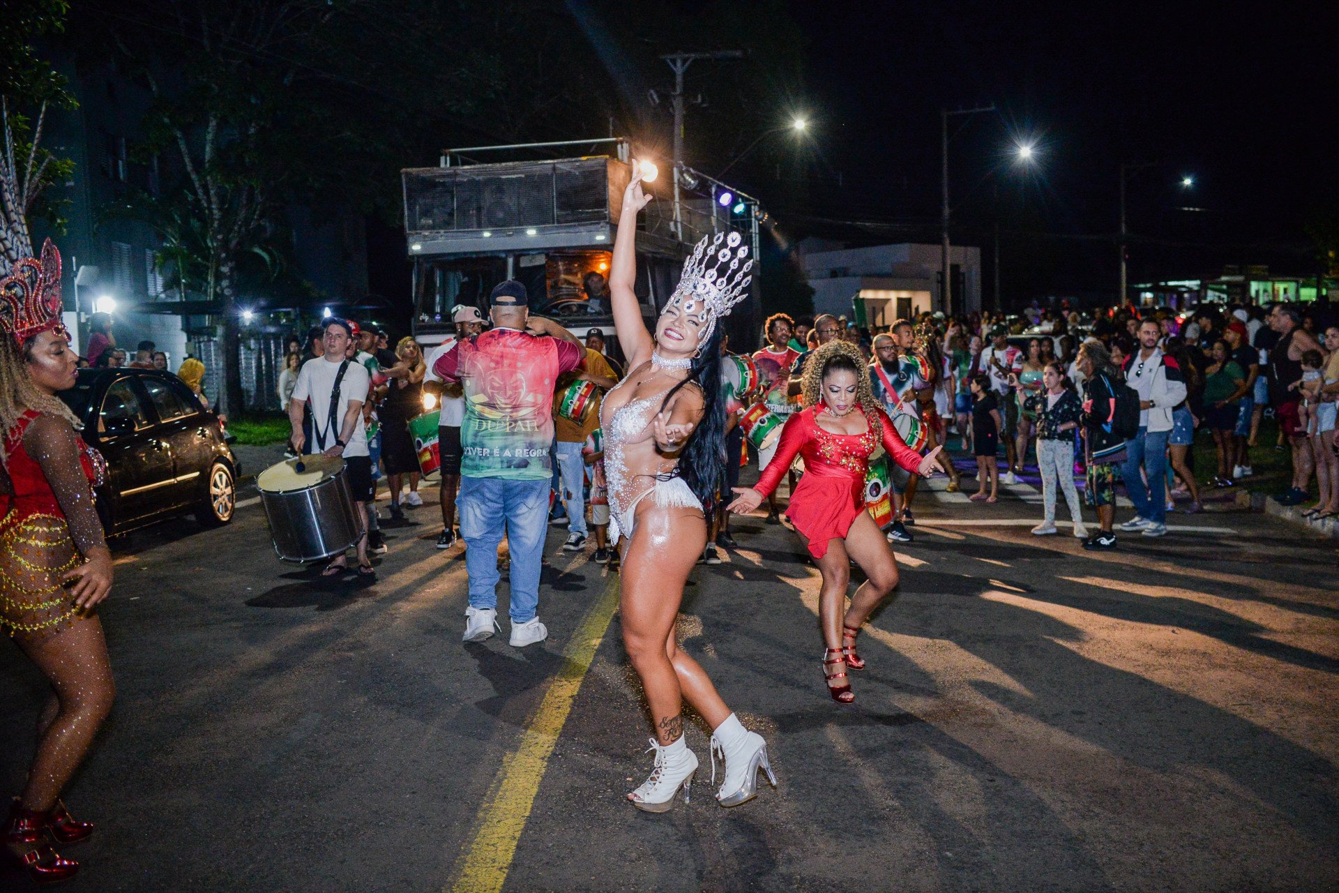 Protegidos levou ensaio de rua ao bairro Rondônia e intensifica preparação para desfile em Porto Alegre