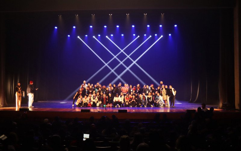 Palco do Teatro Feevale recebe inúmeros festivais de dança