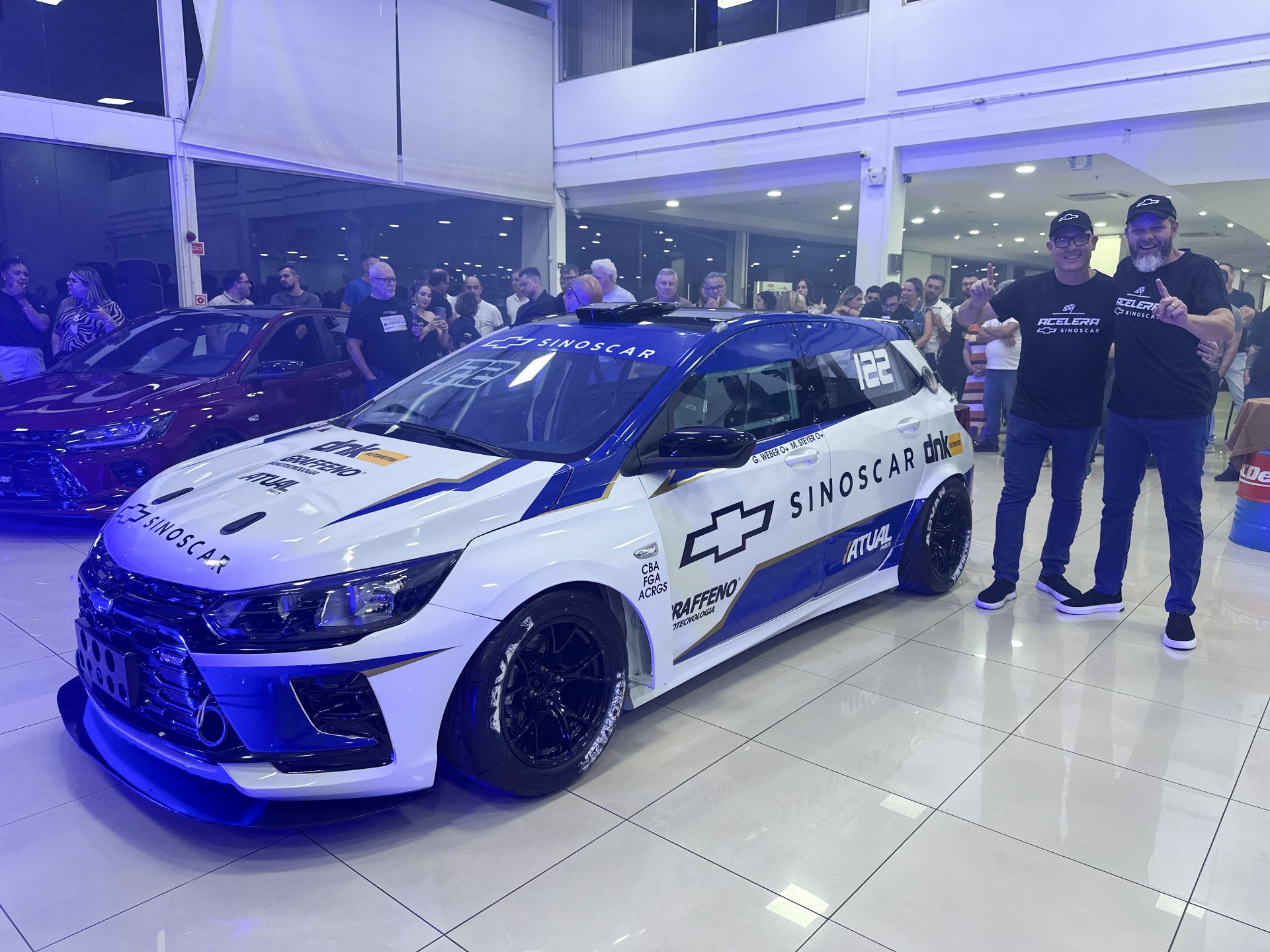 Dupla campe&atilde; apresenta carro para a temporada 2026