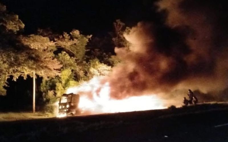 Caminhão pegou fogo na BR-101, em Terra de Areia | abc+