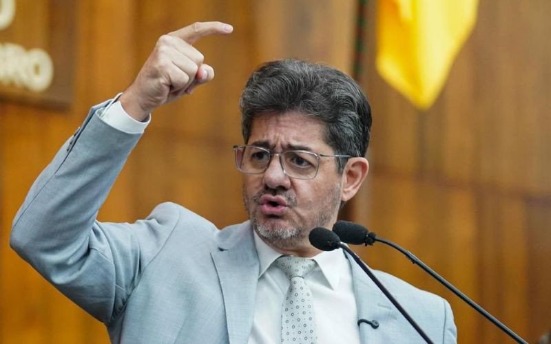 Autor da proposta, o deputado Tiago Simon | abc+