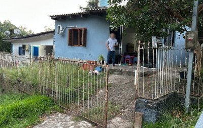 VÍDEO: Fábrica de submetralhadoras é fechada e quatro pessoas são presas em Novo Hamburgo