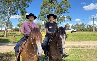 Hora de encilhar os cavalos para o 46º Rodeio Nacional de Campo Bom
