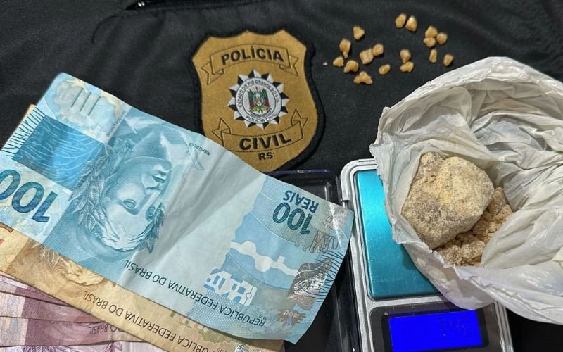 Material foi apreendido na residência do homem em liberdade provisória