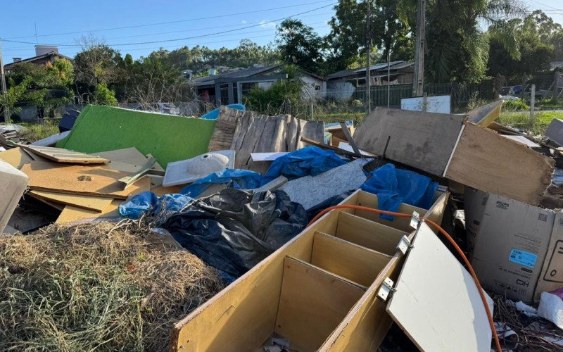 Descarte irregular de resíduos no bairro Aurora, em Campo Bom | abc+